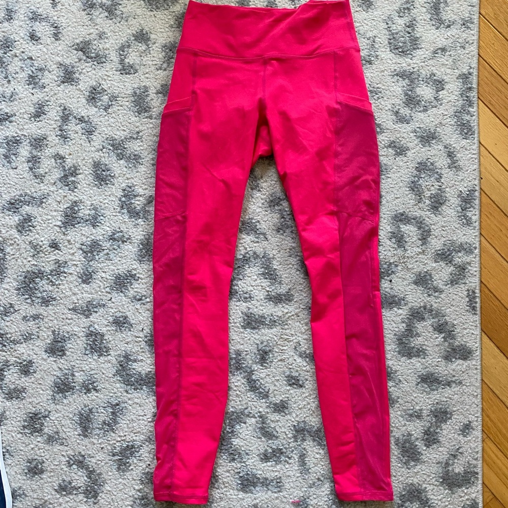 Fabletics leggings with pockets